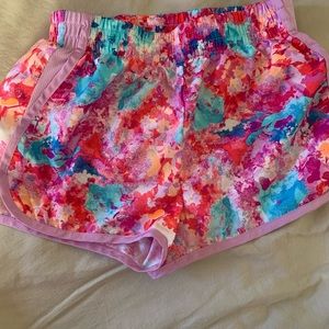 Girl size 6 shorts
